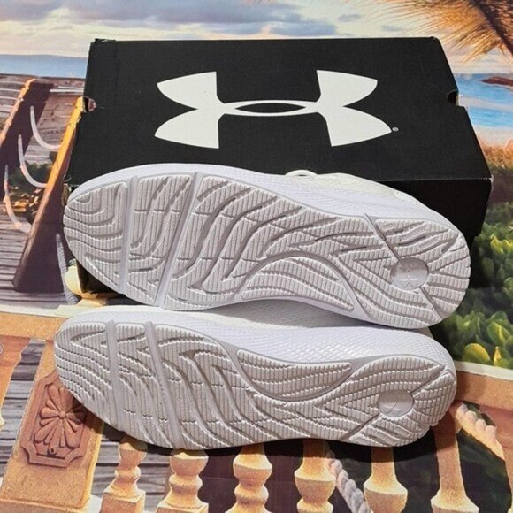 Under Armour Charged Persuit Shoes Size 10 New - Picture 7 of 8